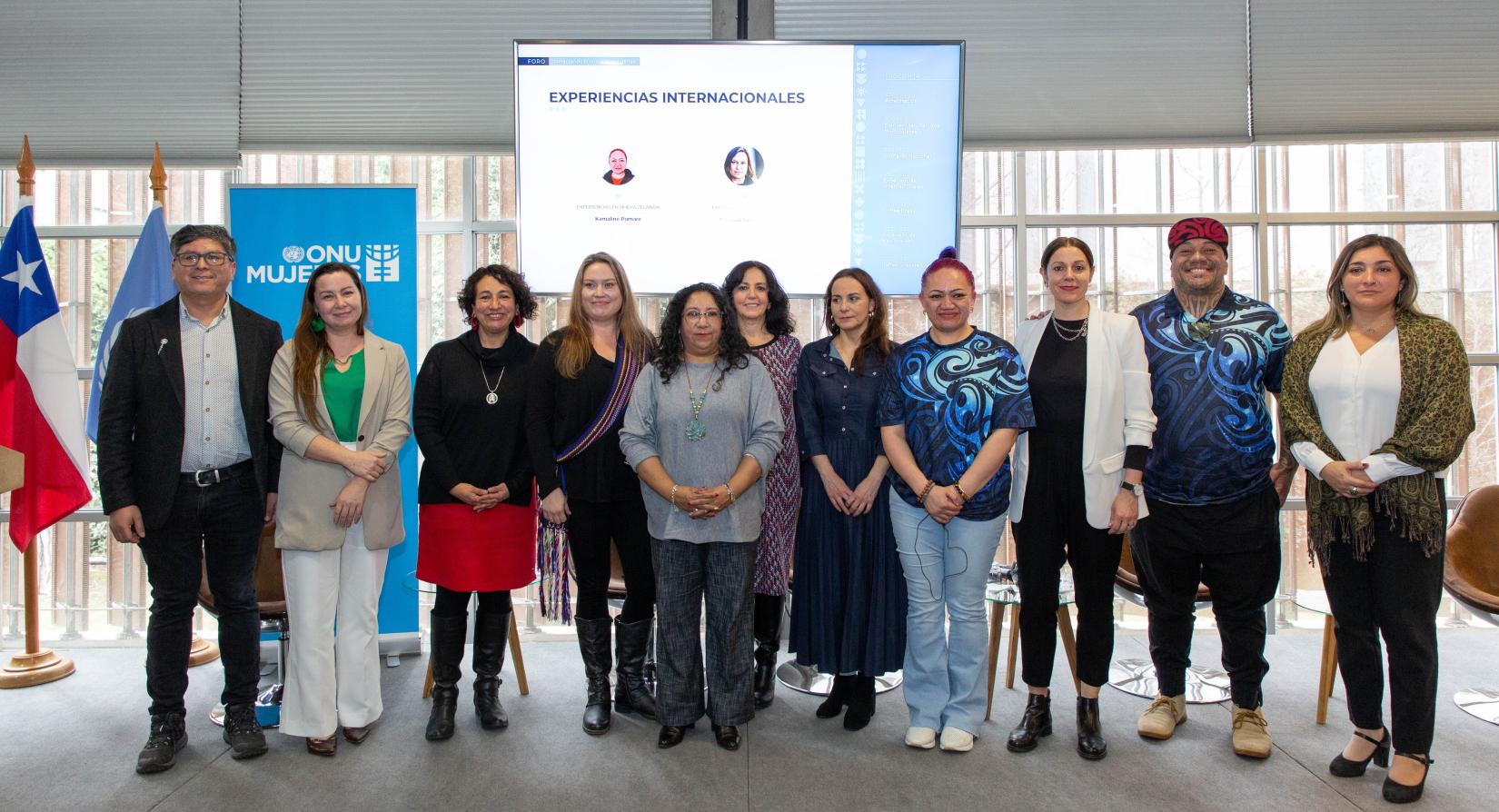 Imagenes de los y las panelistas del Foro 