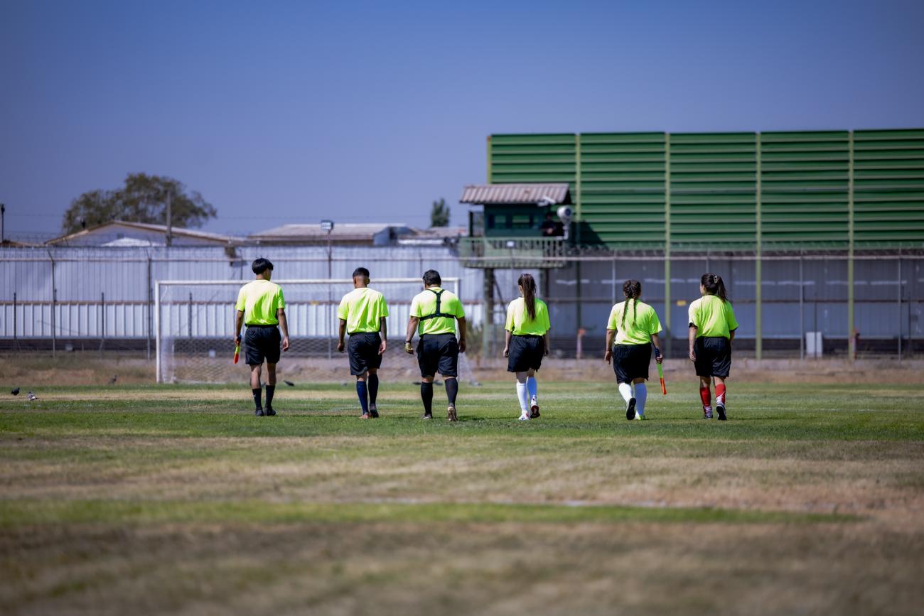 Arbitro certificados en la cancha de Colina 1