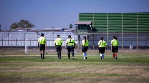 Arbitro certificados en la cancha de Colina 1